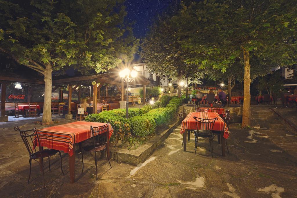 Family Hotel Fenerite Gabrovo Exteriér fotografie