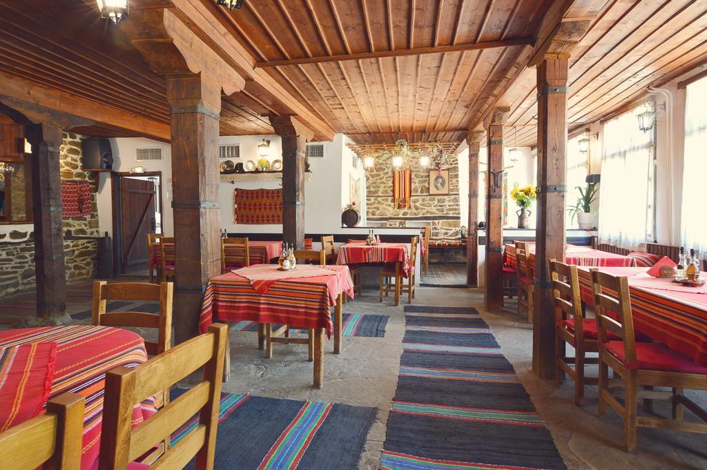 Family Hotel Fenerite Gabrovo Exteriér fotografie