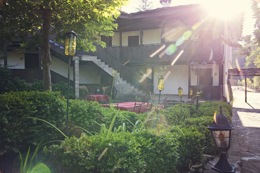 Family Hotel Fenerite Gabrovo Exteriér fotografie
